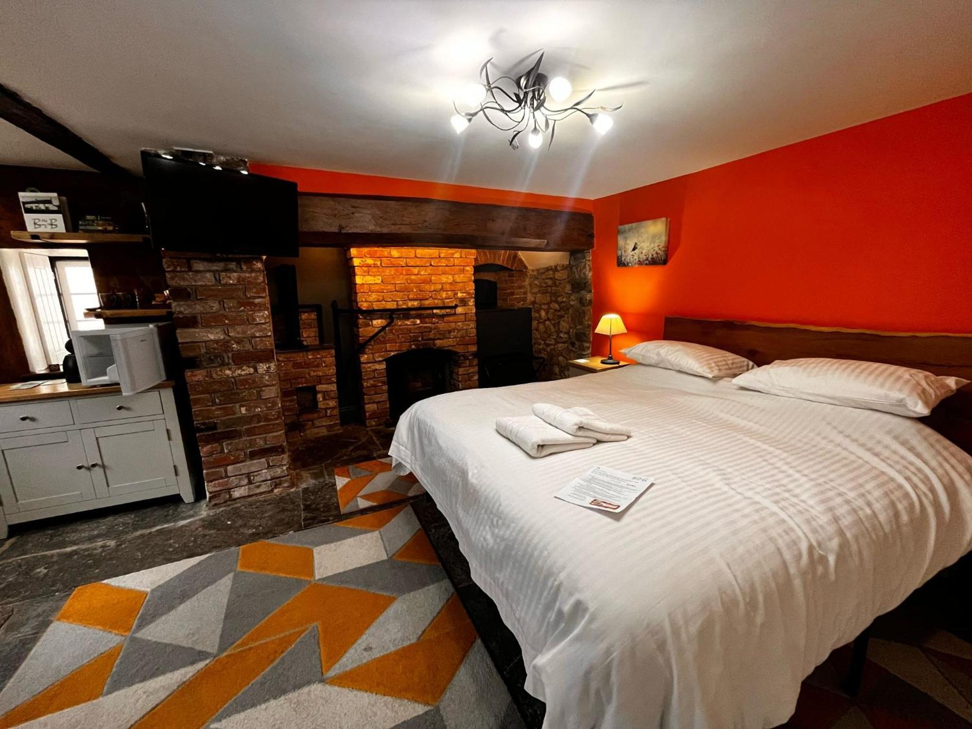 엑스브릿지 Old Manor House B&B 외부 사진