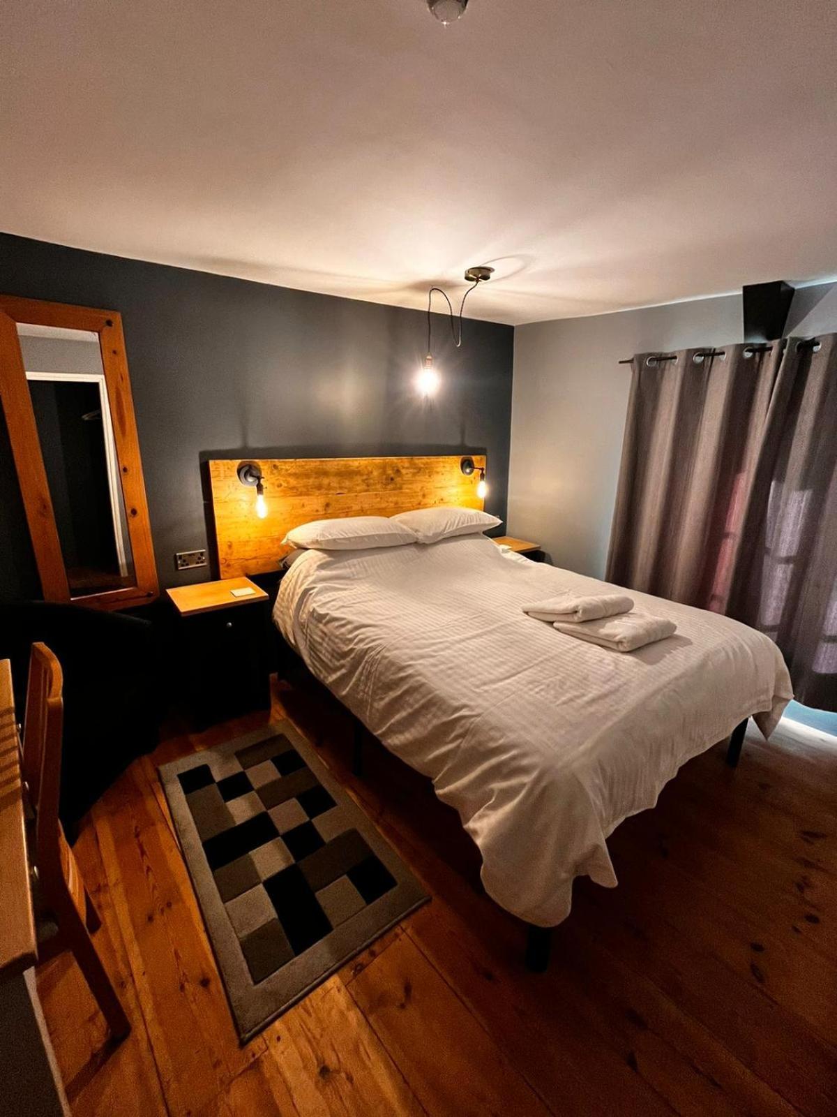 엑스브릿지 Old Manor House B&B 외부 사진