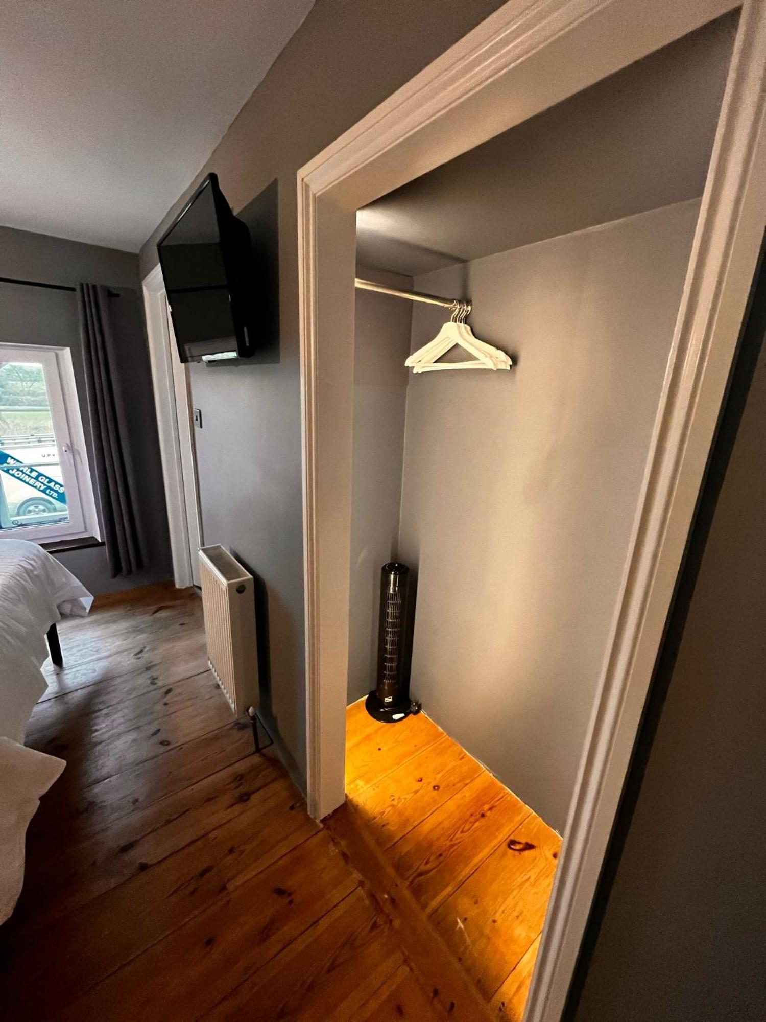 엑스브릿지 Old Manor House B&B 외부 사진