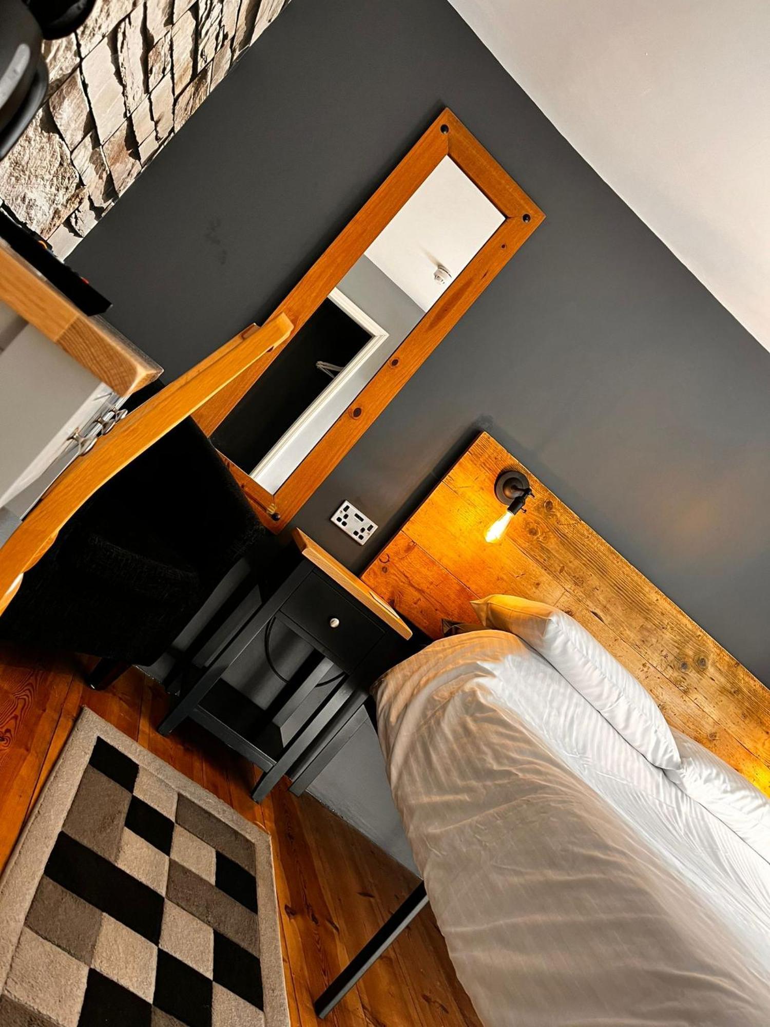 엑스브릿지 Old Manor House B&B 외부 사진