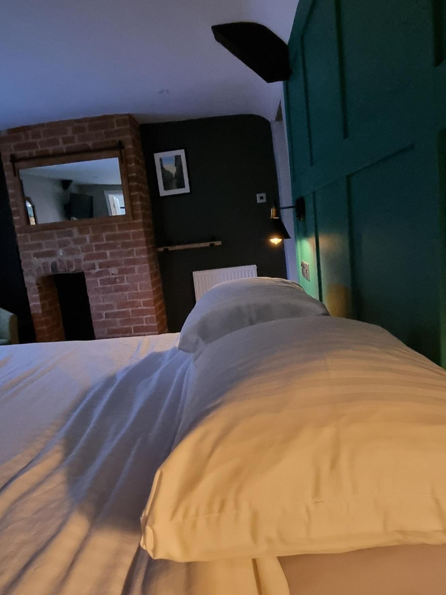 엑스브릿지 Old Manor House B&B 외부 사진